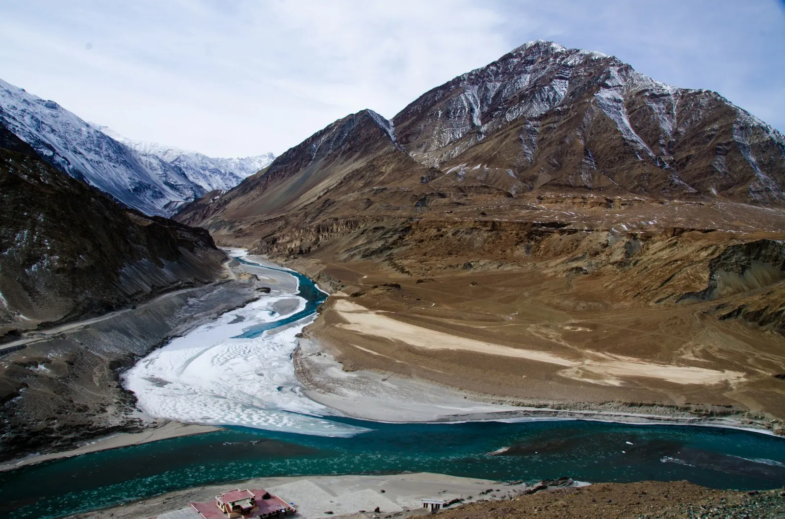 China Joins Indus Water Treaty Dispute After Pakistan Seeks Support: Experts Warn of Rising Threat to India